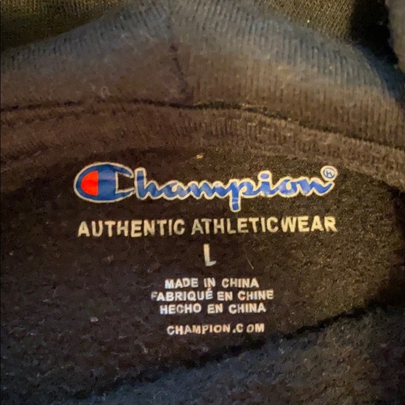 Champion hoodie 💝 - Picture 2 of 3